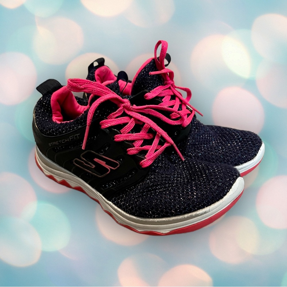 Skechers Girl’s Glitter Sneakers Athletic Shoes
Size 13.5